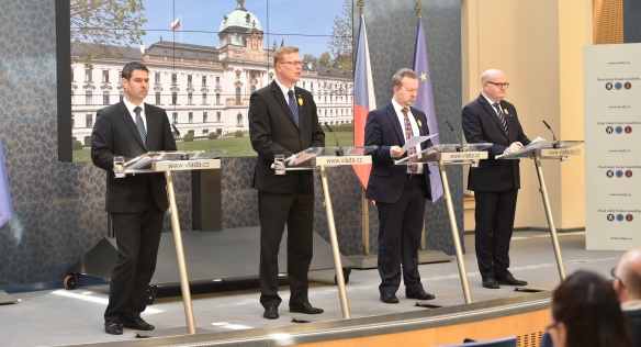 Tisková konference po jednání vlády, 10. května 2017.