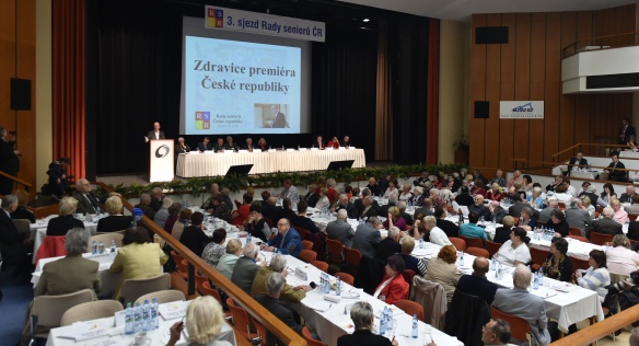 Předseda vlády Bohuslav Sobotka vystoupil v pátek 12. května 2017 na 3. sjezdu Rady seniorů České republiky.