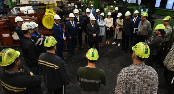 Členové vlády navštívili mechanické dílny OKD, 24. dubna 2018.