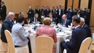 Začátek jednání předsedů vlád zemí Visegrádské skupiny a německé kancléřky Angely Merkelové, 26. srpna 2016.