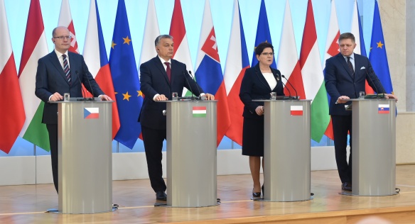 Tisková konference předsedů vlád zemí Visegrádské skupiny, 28. března 2017.
