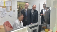 Předseda vlády Bohuslav Sobotka si navštívil Fakultní nemocnici u sv. Anny v Brně, 4. května 2016. 