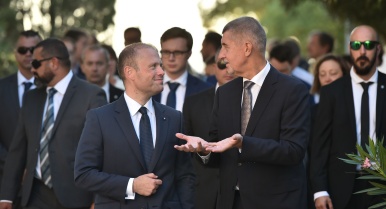 Premiéři Joseph Muscat a Andrej Babiš ve Valletě, 28. srpna 2018.