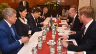 Předseda vlády Sobotka jednal s ukrajinským premiérem Hrojsmanem, 6. září 2016.