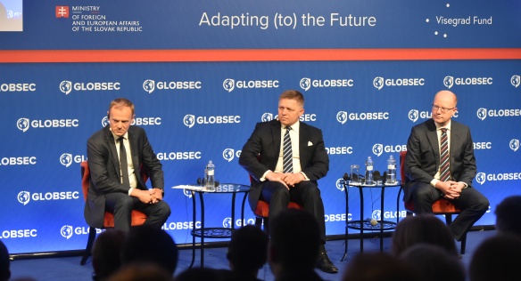 Předseda vlády Bohuslav Sobotka se zúčastnil bezpečnostního fóra Globsec, 28. května 2017.