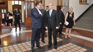 Předseda vlády Bohuslav Sobotka s ministrem průmyslu a obchodu Janem Mládkem, 16. července 2014.