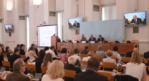 Předseda vlády Bohuslav Sobotka zahájil 2. června 2015 konferenci k výročí 70 let členství České republiky v OSN.