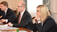 Premiér Bohuslav Sobotka jednal s ministry o stavu čerpání evropských fondů, 3. března 2015.