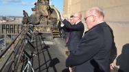 Premiér Sobotka se 20. dubna 2015 zúčastnil slavnostního aktu předání historické budovy Národního muzea zhotoviteli její generální rekonstrukce.