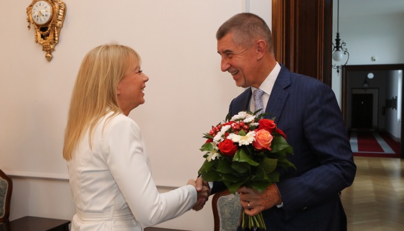 Premiér Andrej Babiš se 8. června 2018 setkal s eurokomisařkou pro vnitřní trh, průmysl, podnikání a malé a střední podniky Elżbietou Bieńkowskou.