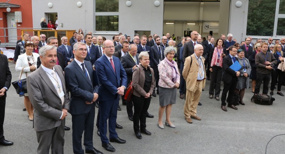 Premiér Bohuslav Sobotka se zúčastnil slavnostního otevření nových výzkumných pracovišť Centra výzkumu Řež, 12. září 2017.