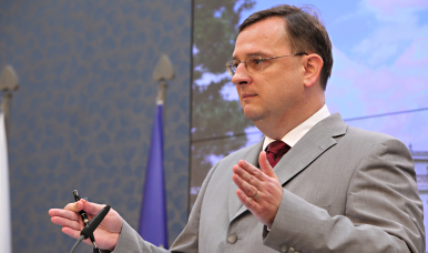 Premiér Petr Nečas, tisková konference po jednání vlády 