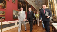 Premiér B. Sobotka se v úterý 8. července 2014 v úvodu série bilančních cest do jednotlivých resortů setkal s ministrem kultury D. Hermanem.