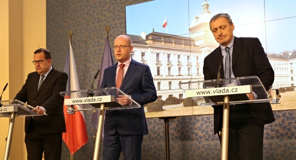 Tisková konference po jednání vlády, 16. listopadu 2016.