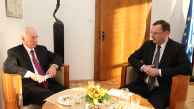 Předseda vlády Ukrajiny Mykola Azarov a premiér Petr Nečas, 19. prosince 2011