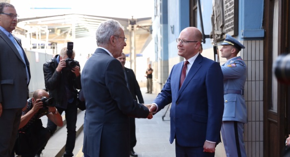 Předseda vlády Bohuslav Sobotka se setkal s prezidentem Rakouské republiky Alexanderem Van der Bellenem, 26. června 2017.