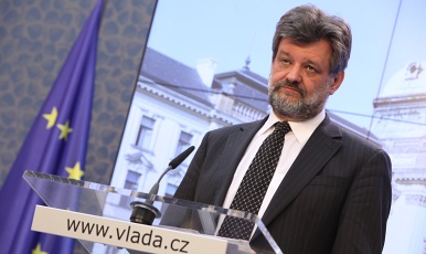 Ministra vnitra Jan Kubice po jednání vlády 22. února 2012