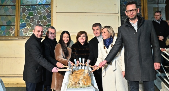 Premiér Babiš se zúčastnil slavnostního zahájení revitalizace Císařských lázní, 14. prosince 2019.