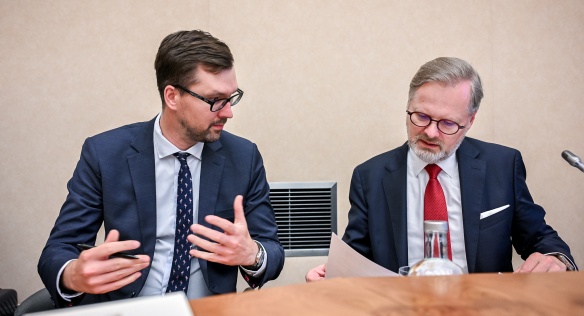 Předseda vlády Petr Fiala v debatě s koordinátorem NERV Davidem Havlíčkem, 22. června 2023.