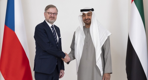 Premiér se v Abú Dhabí sešel s prezidentem Spojených arabských emirátů šejchem Muhammadem bin Záid Al Nahajánem, 23. února 2023.
