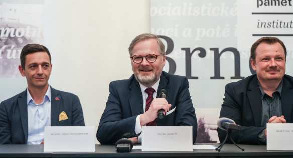 Předseda vlády Petr Fiala během tiskové konference v Brně, 29. května 2023. 