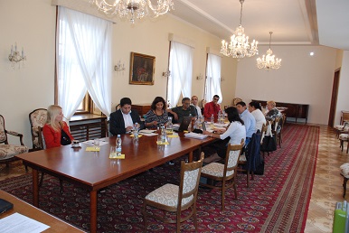 Jednání občanské části Rady vlády pro záležitosti romské menšiny k aktuálnímu vývoji kolem Letů u Písku