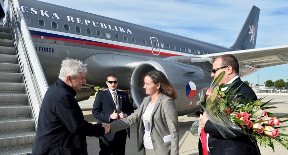 Premiér Jiří Rusnok přiletěl ve středu 25. září 2013 vládním speciálem do New Yorku.